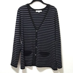 TravelSmith women's v-neck cardigan wool & nylon